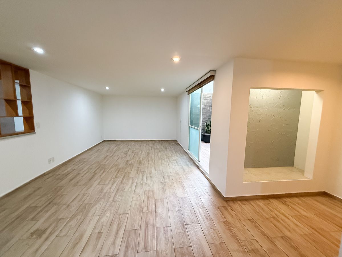 1 of 21: Sala - Comedor