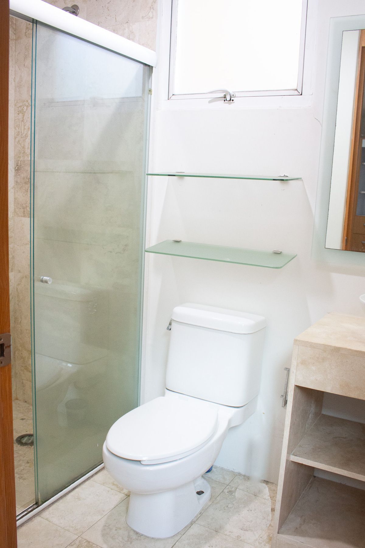 17 of 21: Baño recamara principal