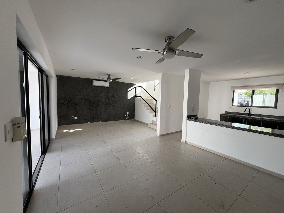CASA EN RENTA EN PRIVADA FONTANA A ESPALDA DE CABO NORTE, foto 1 de 24