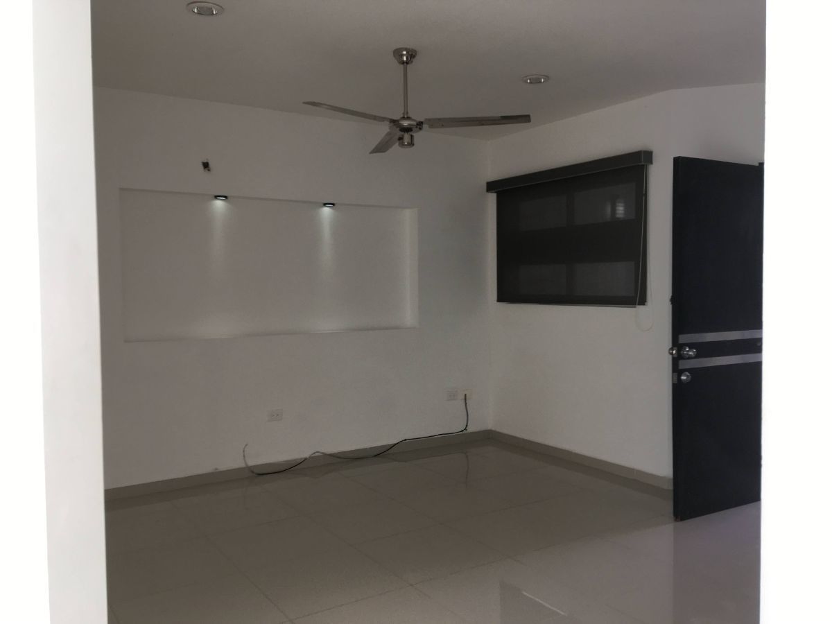 5 de 24: Sala