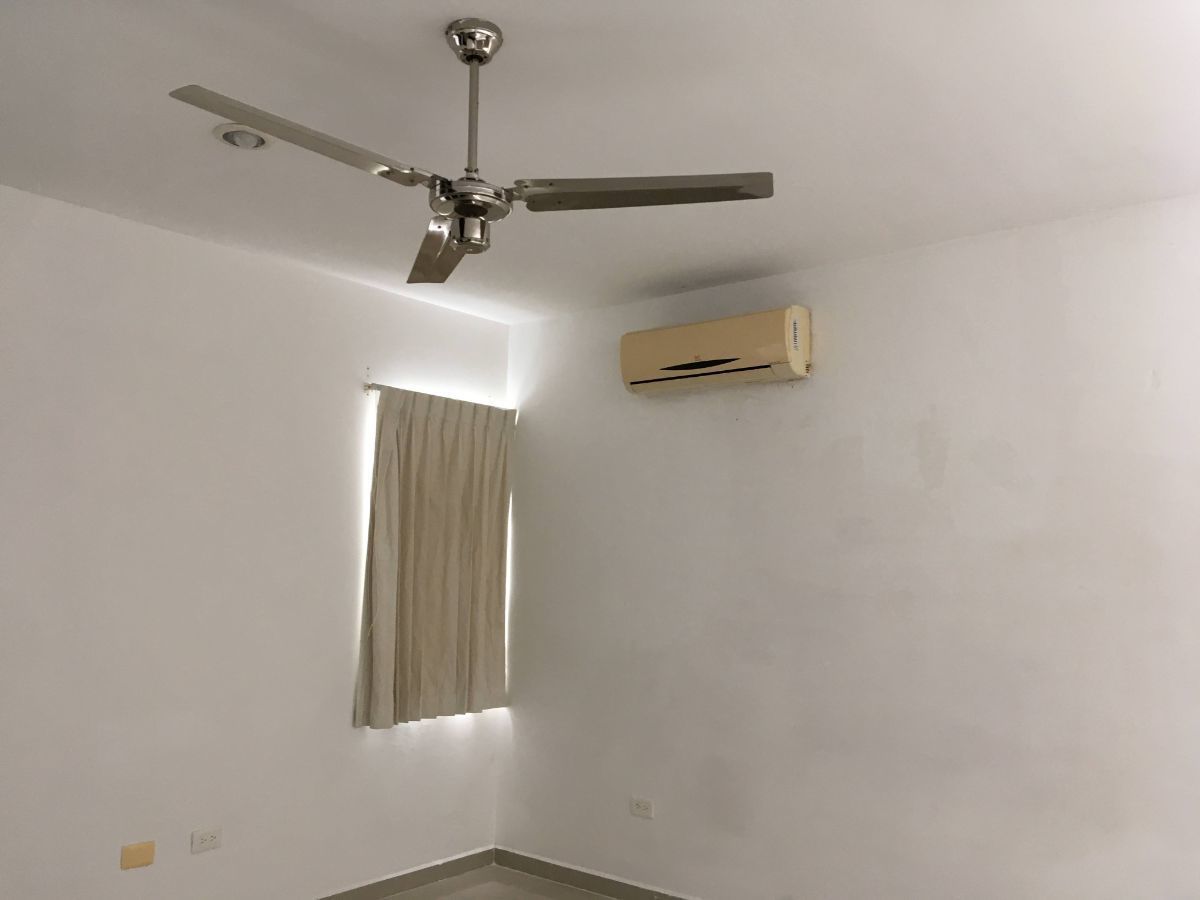 11 de 24: Habitación 1