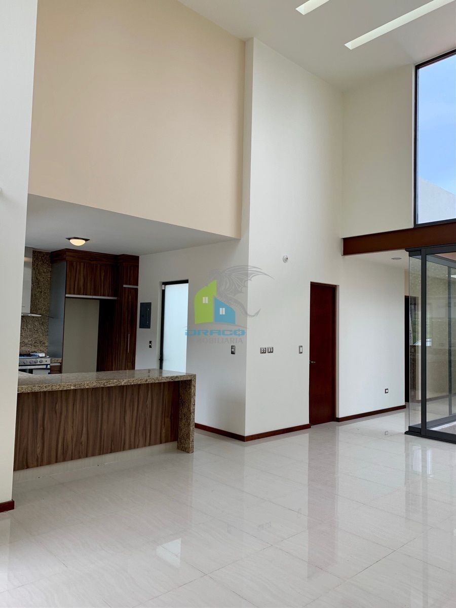 Casa en condominio en Juriquilla, Querétaro, foto 9 de 39