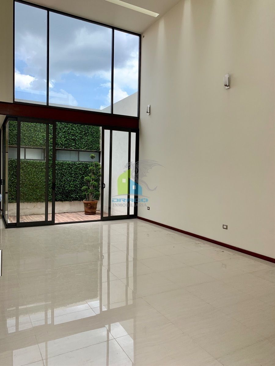 Casa en condominio en Juriquilla, Querétaro, foto 6 de 39
