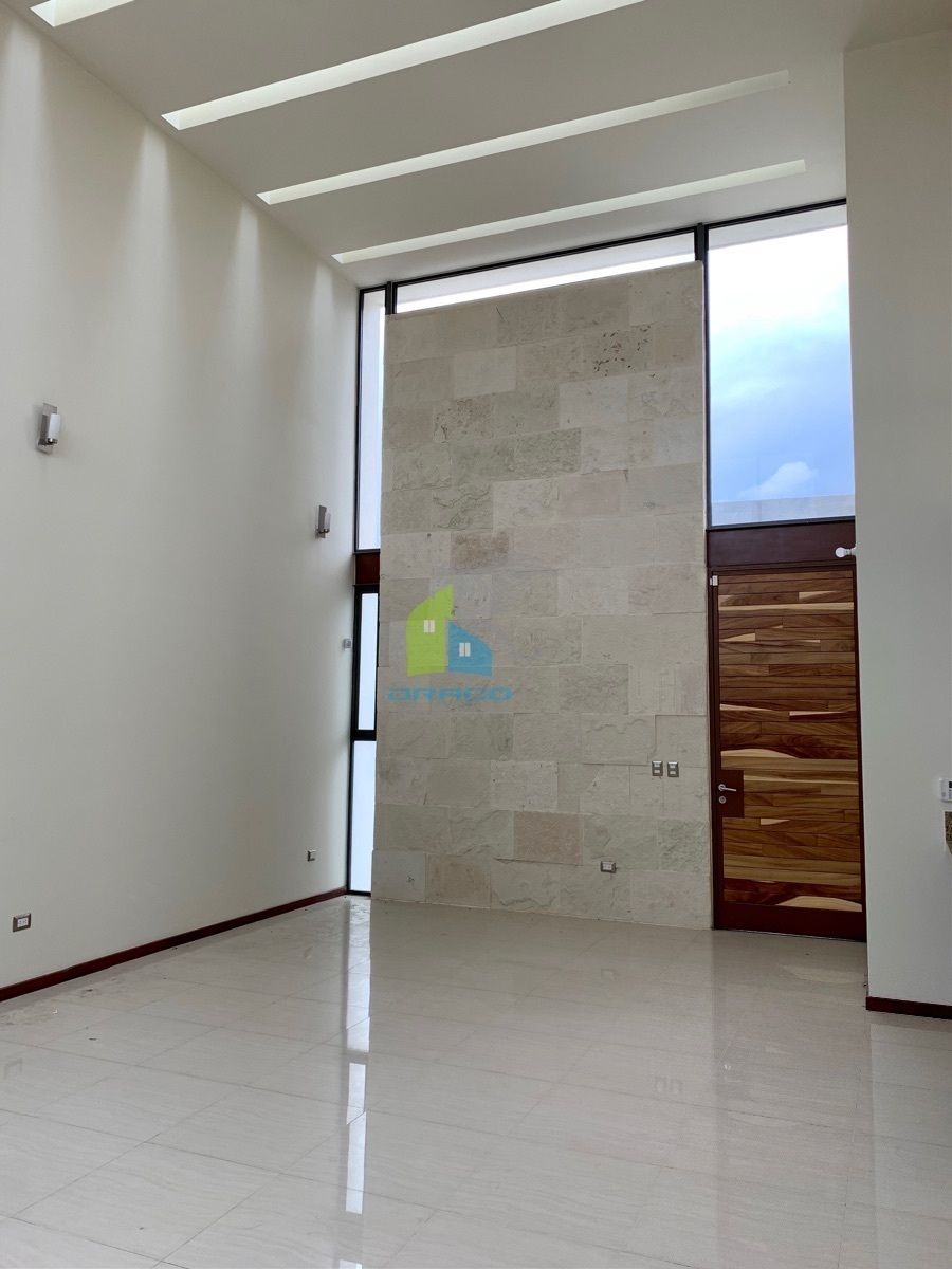 Casa en condominio en Juriquilla, Querétaro, foto 3 de 39