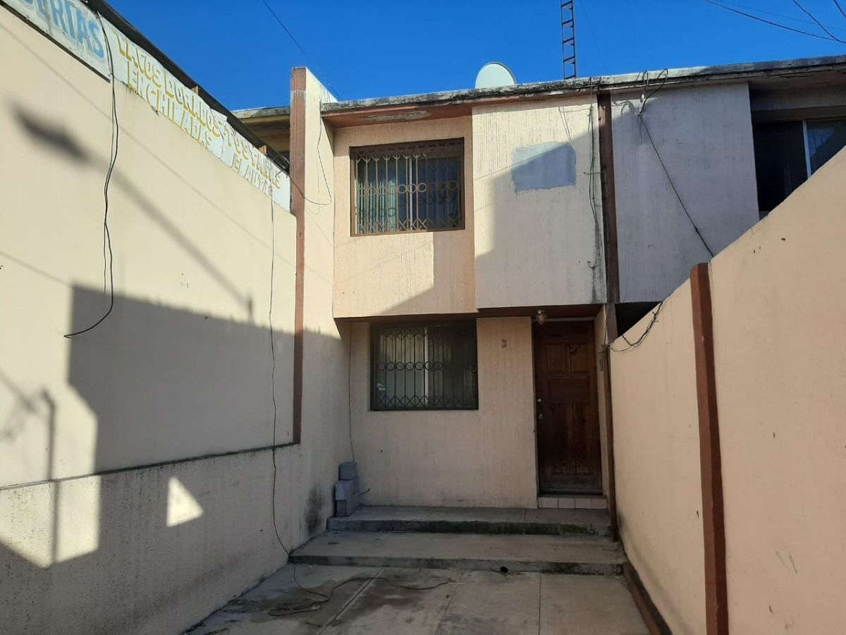 Casa en Venta en Col. La Fuente, Guadalupe, . | EasyBroker