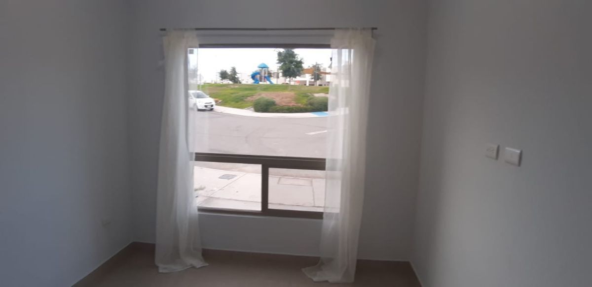 5 de 22: RECAMARA DE PLANTA  BAJA