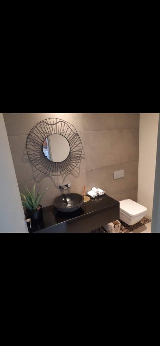 6 of 36: baños con detalles decorativos