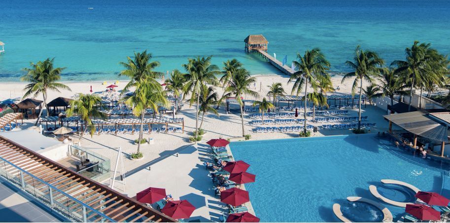 Condo-hotel 2 recamaras con club de playa privado y amenidades de lujo en venta