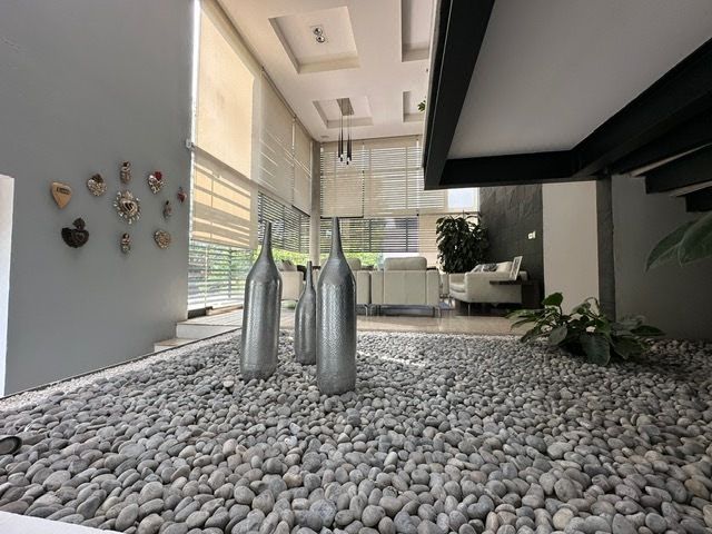 CASA EN VENTA CUMBRES DE STA FE - foto 4