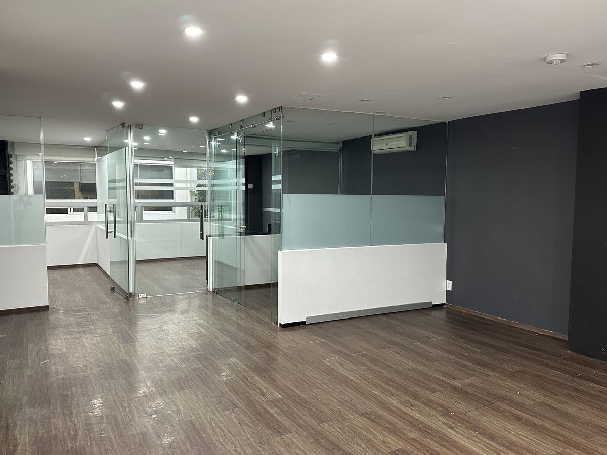 Oficina en venta Jardines del Pedregal .