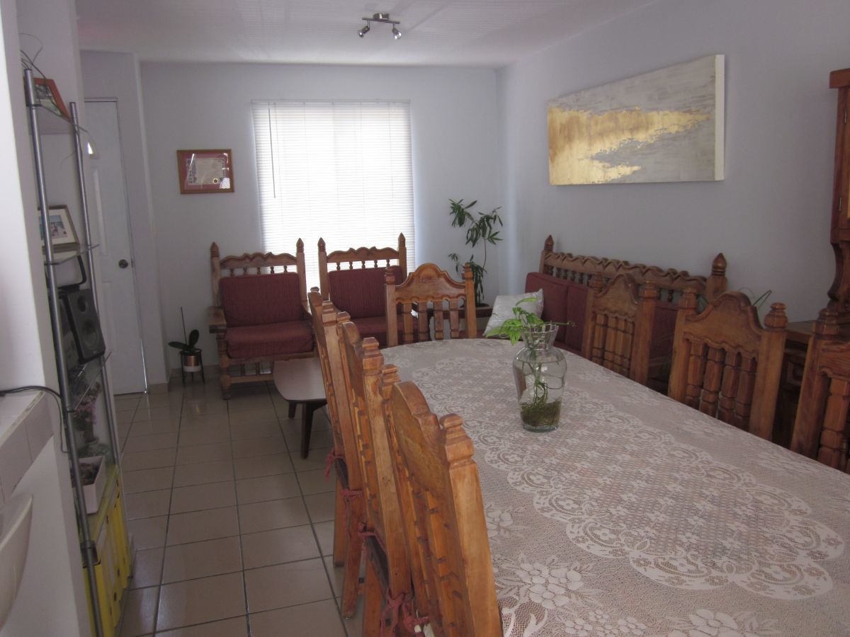 2 de 12: Casa en Venta Valle Real, frente Plaza Candiles Queretaro