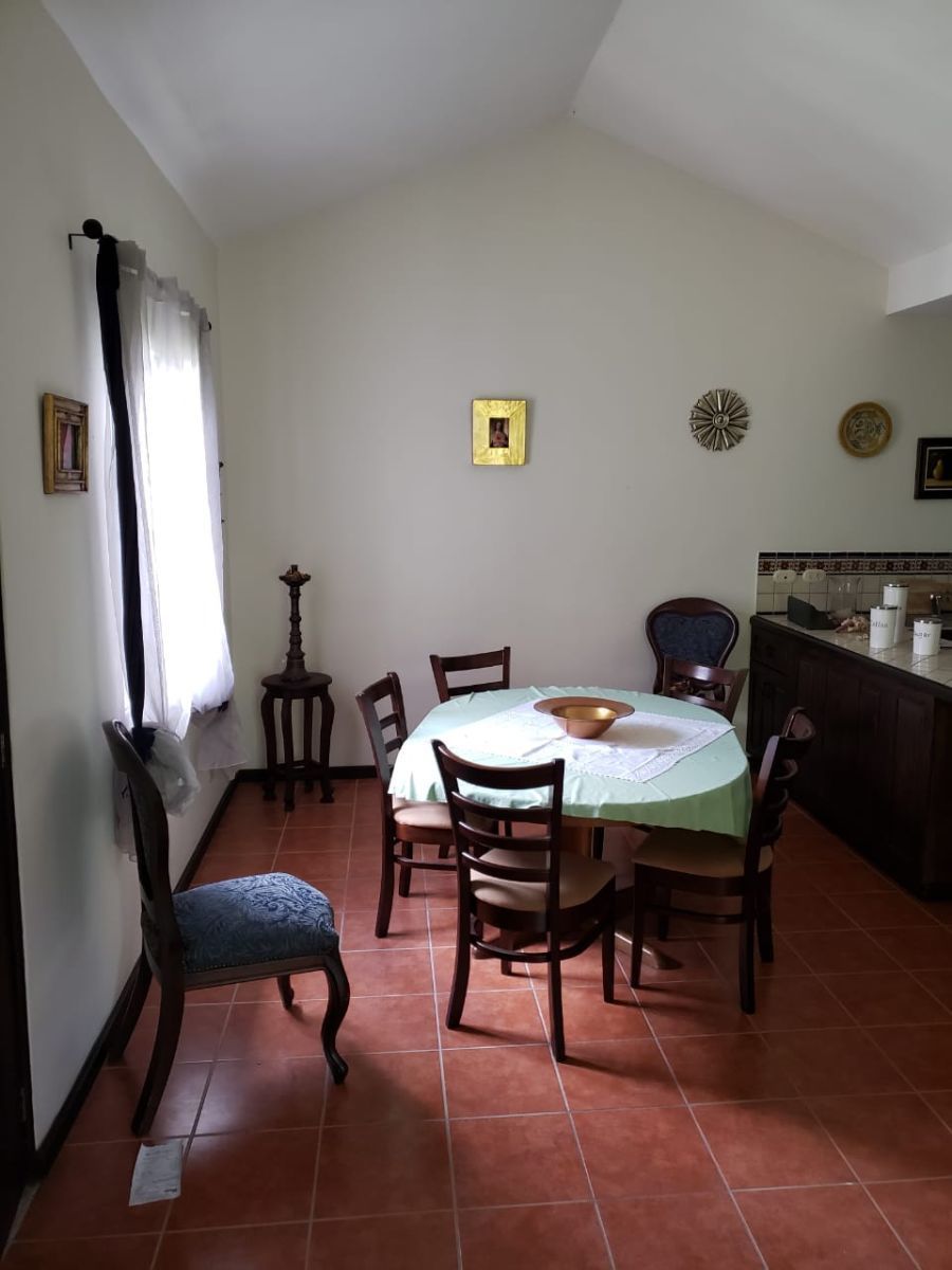 3 de 12: ÁREA DE COMEDOR