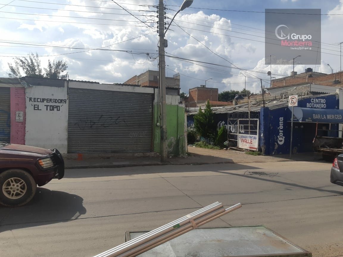 Venta de Terreno Bvld. Mariano Escobedo y Av. La Merced, Leon de los Aldama  Gto.