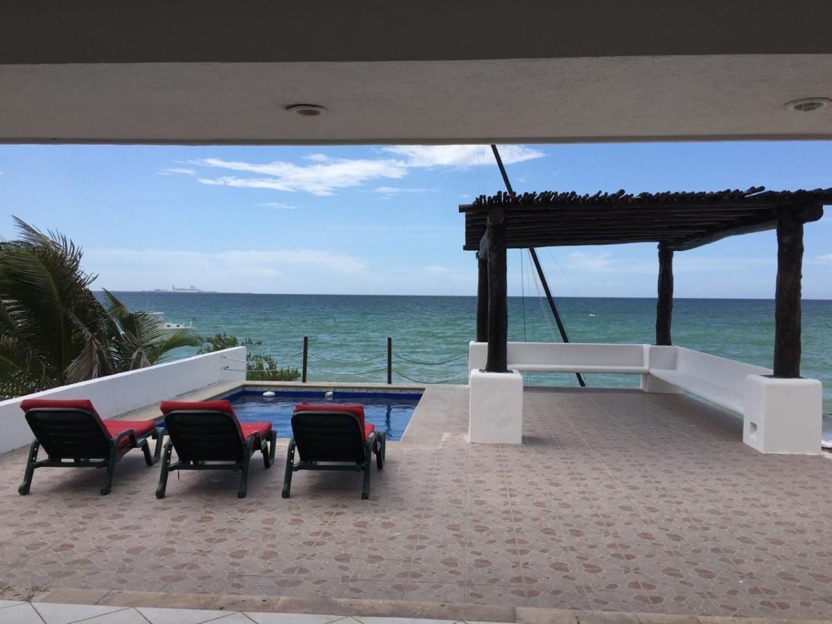 Casa en Venta ubicada en Progreso, Mérida Yucatán, Frente a la playa |  EasyBroker