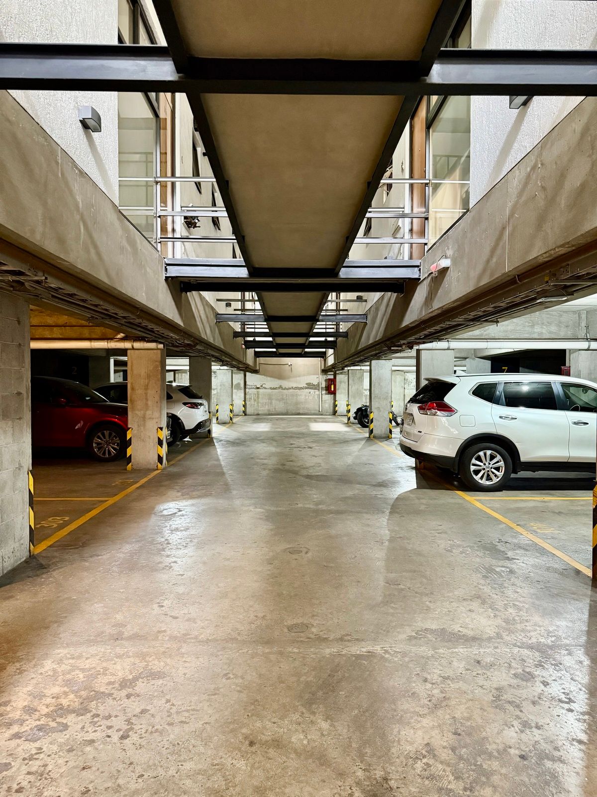 38 de 38: Estacionamiento