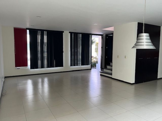 3 de 32: sala comedor muy amplias