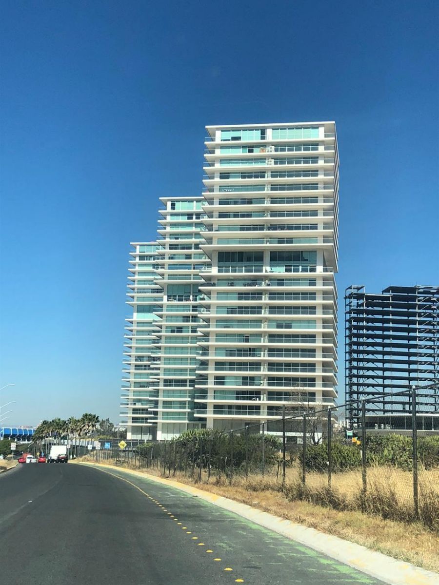 1 de 19: EXCELENTE UBICACION