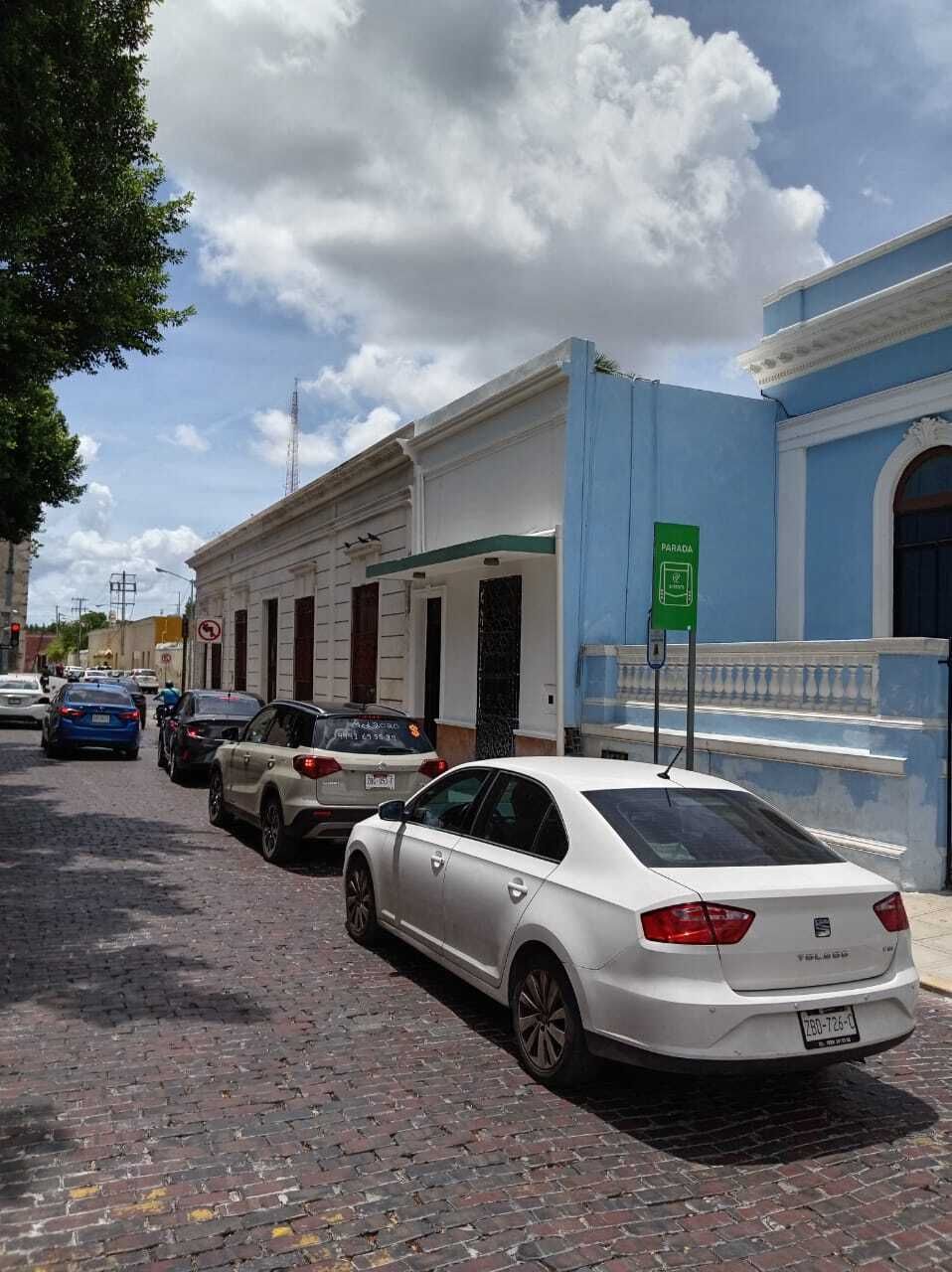 3 de 28