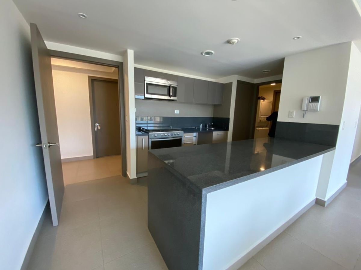 6 de 22: Cocina Equipada