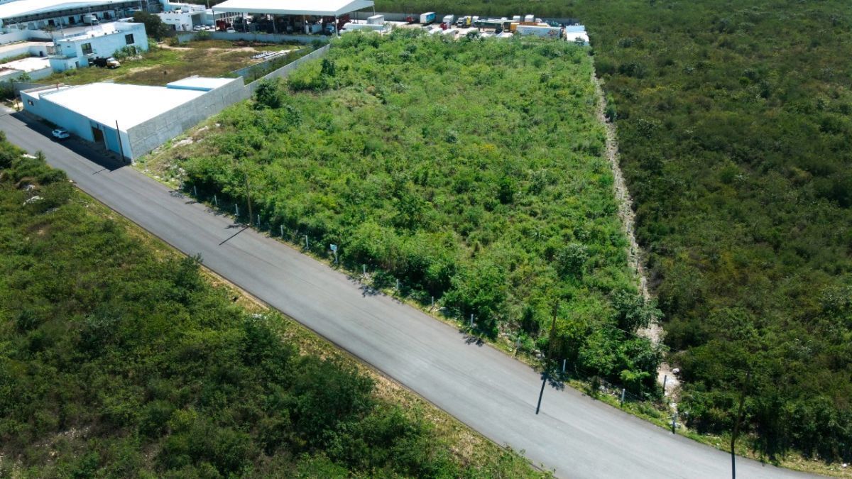1 de 6: Frente del terreno