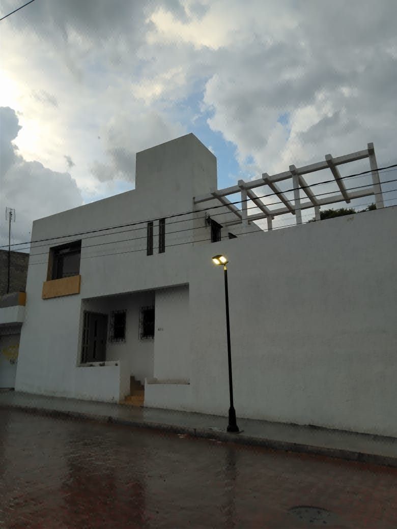 Casa en Venta Pueblo Jurica con uso comercial