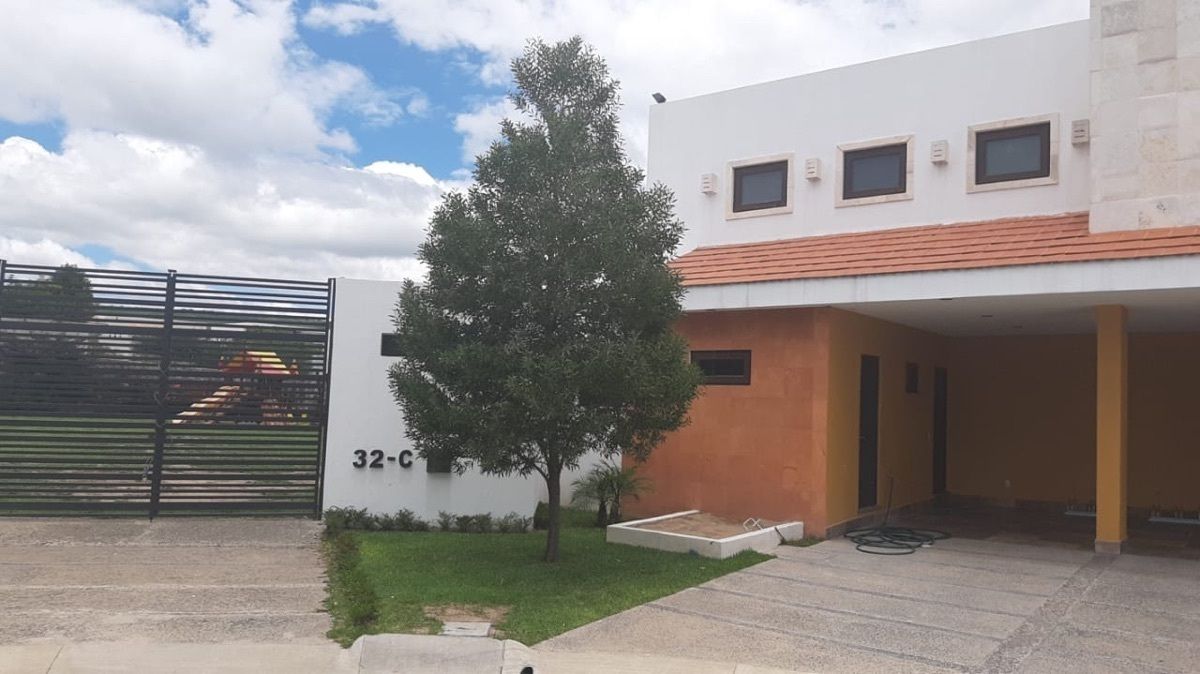 Casa en Venta El Molino Club de Golf