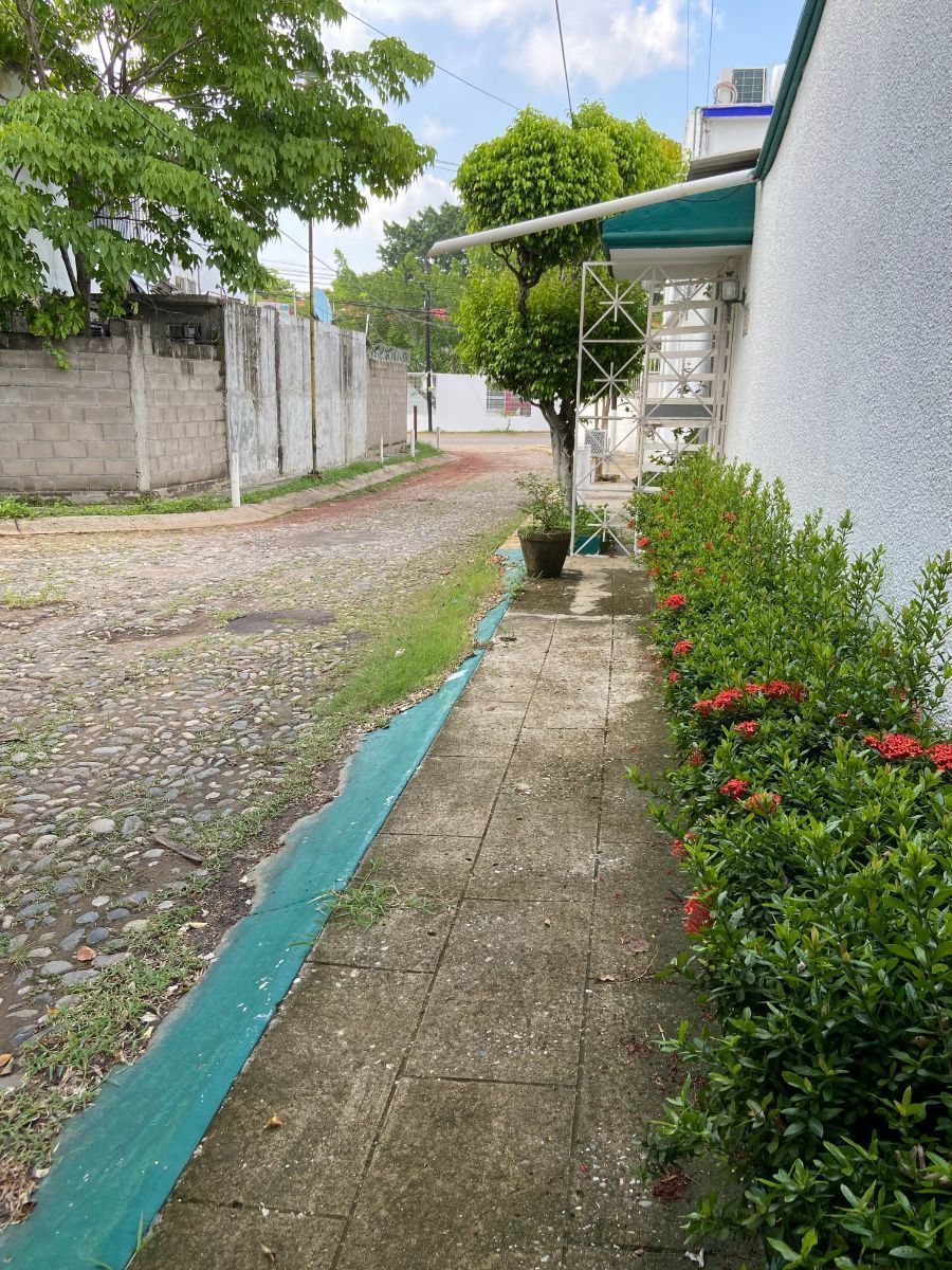 3 de 16