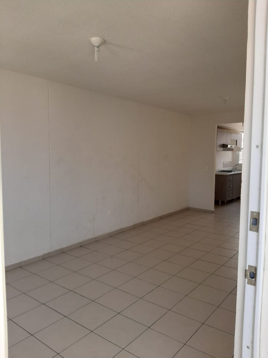 House in Gated Community in Los Viñedos, Querétaro, photo 2 of 16