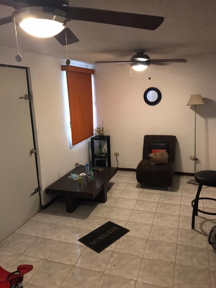 4 de 20: SALA COMEDOR