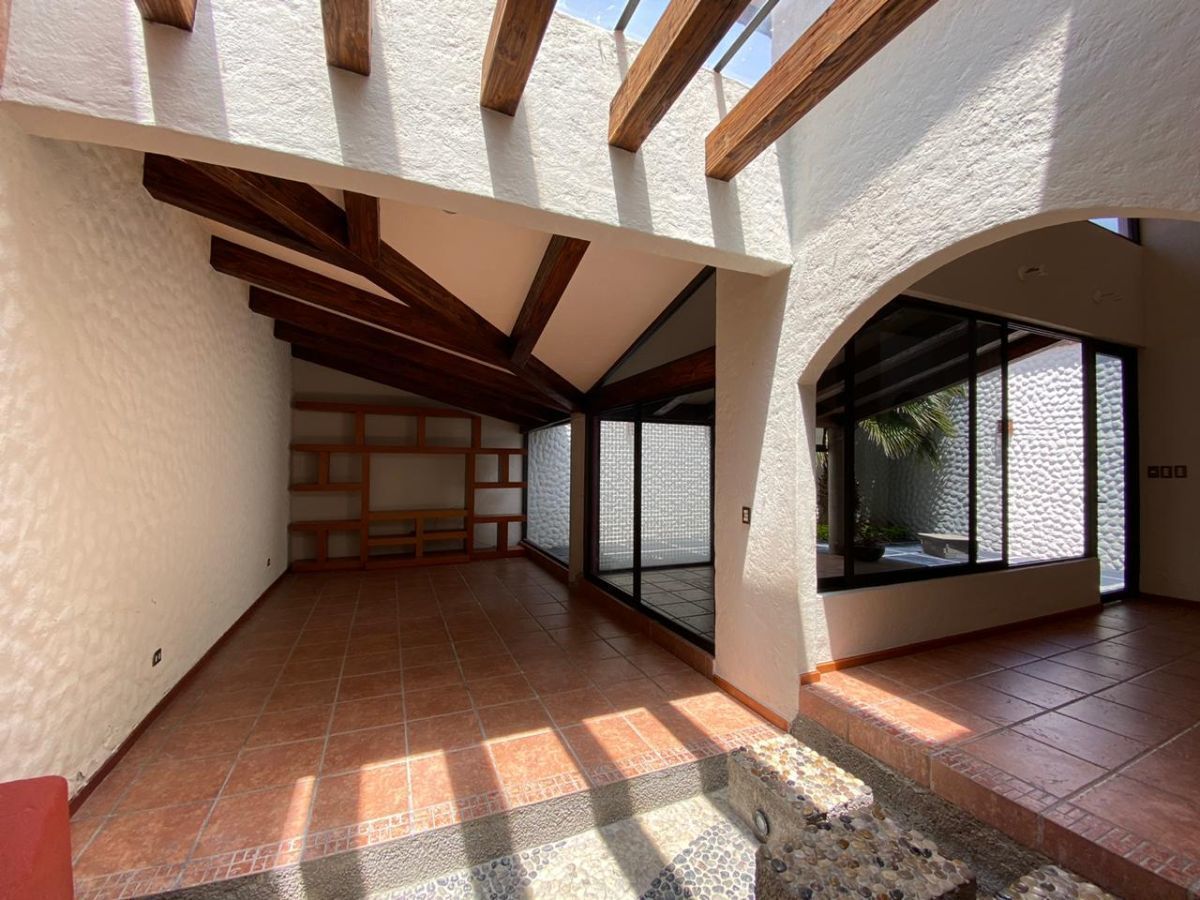 2 de 25: Family room con salida   a una agradable terraza