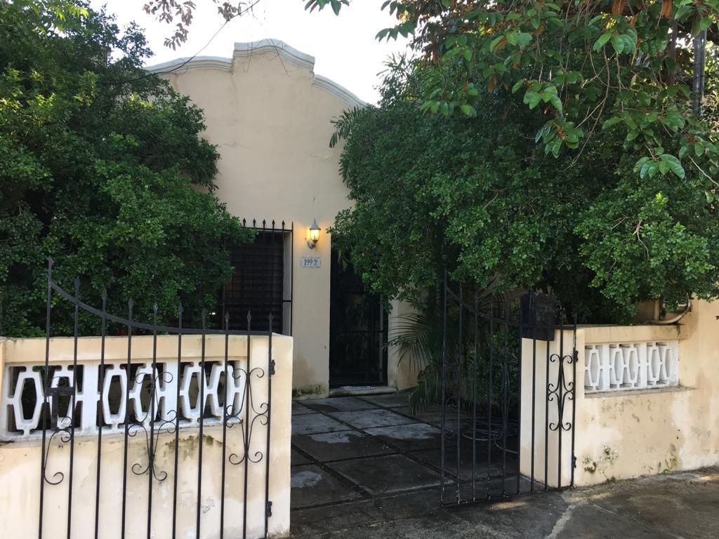 Casa EN VENTA en García Ginerés, Mérida, Yucatán. Puede usarse para negocio.
