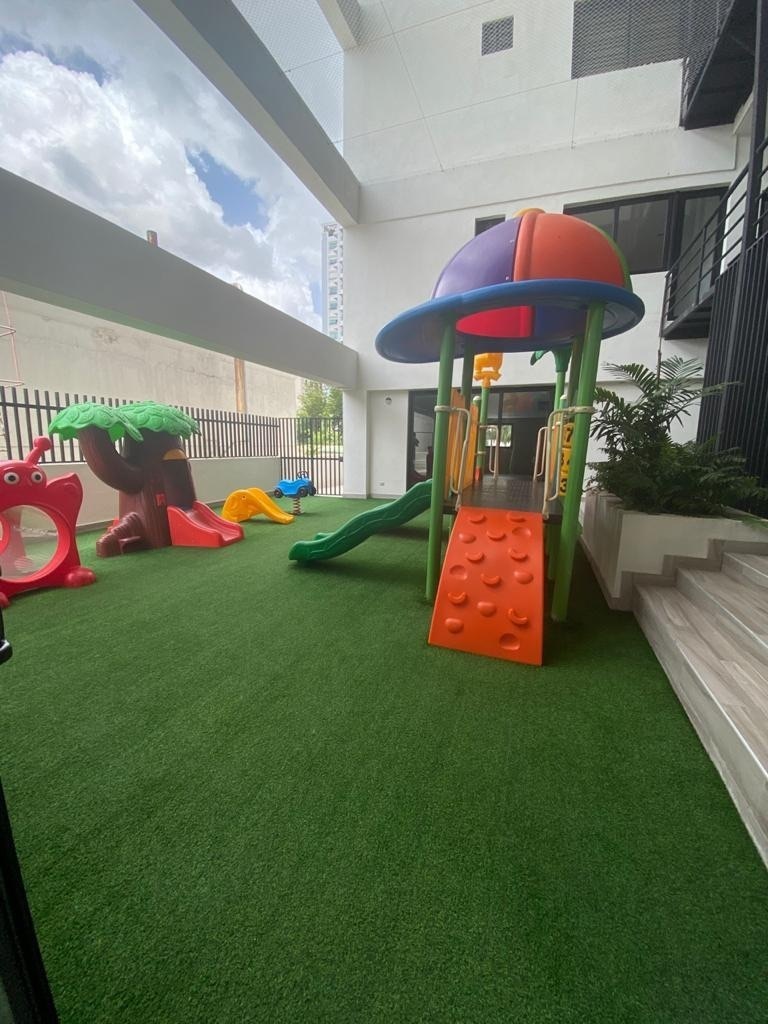 6 de 16: ÁREA SOCIAL