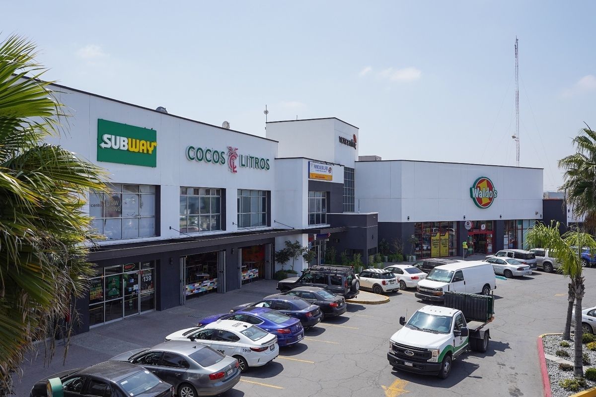 Espaços para alugar Plaza Universitária Otay-Tijuana, foto 1 de 15
