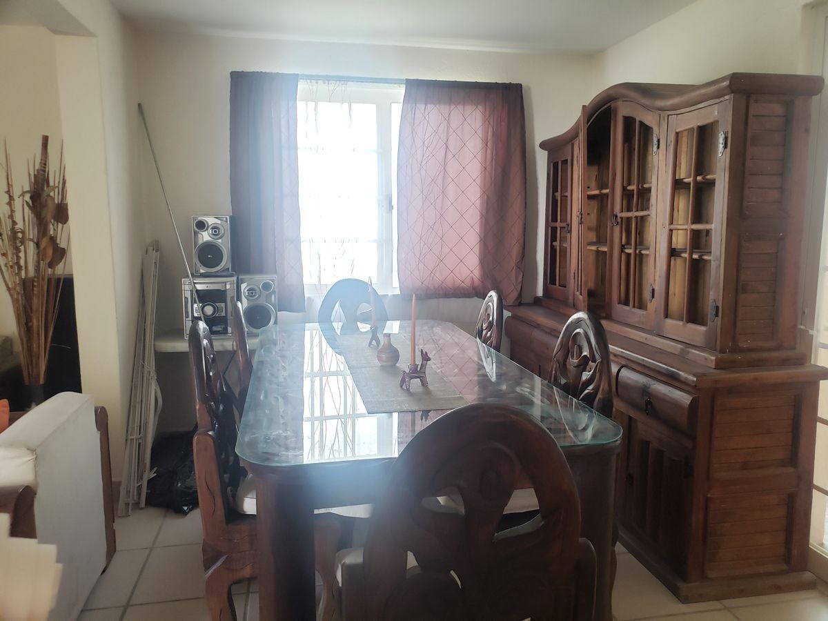 3 de 12: Comedor