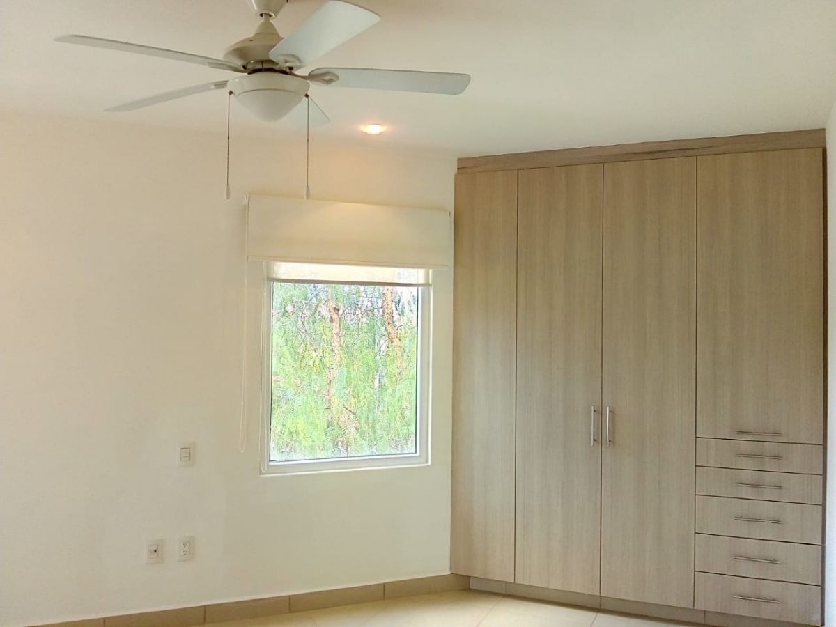 11 de 21: 2 recamaras secundarias con closet