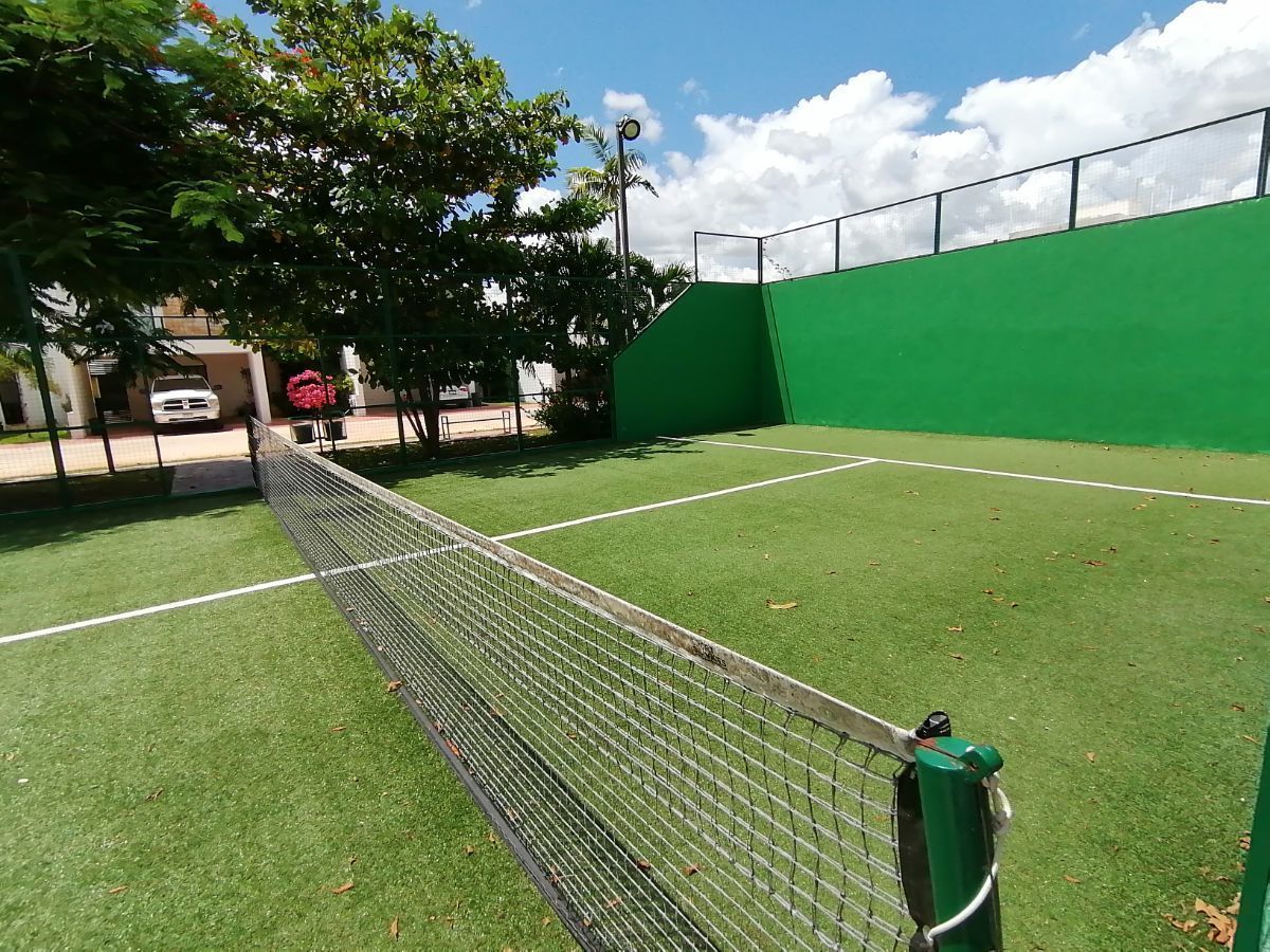 19 de 22: cacha de padel