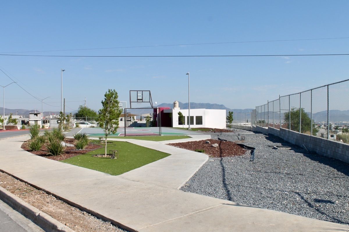 12 of 12: Área verde