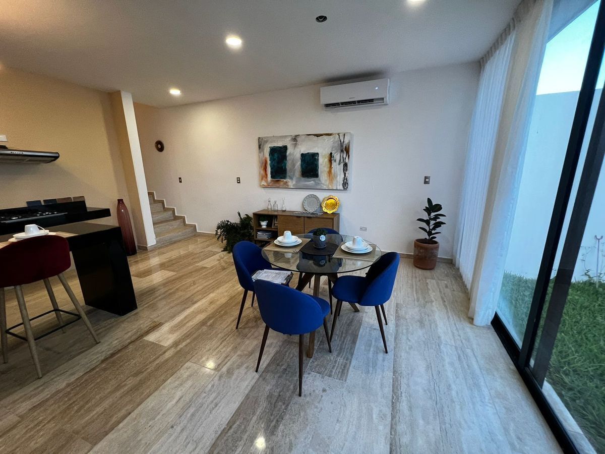 Townhouse en Venta en Privada Ya'ax-beh. Conkal, Mérida