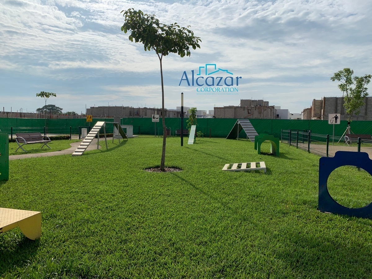 20 de 20: Área de mascotas