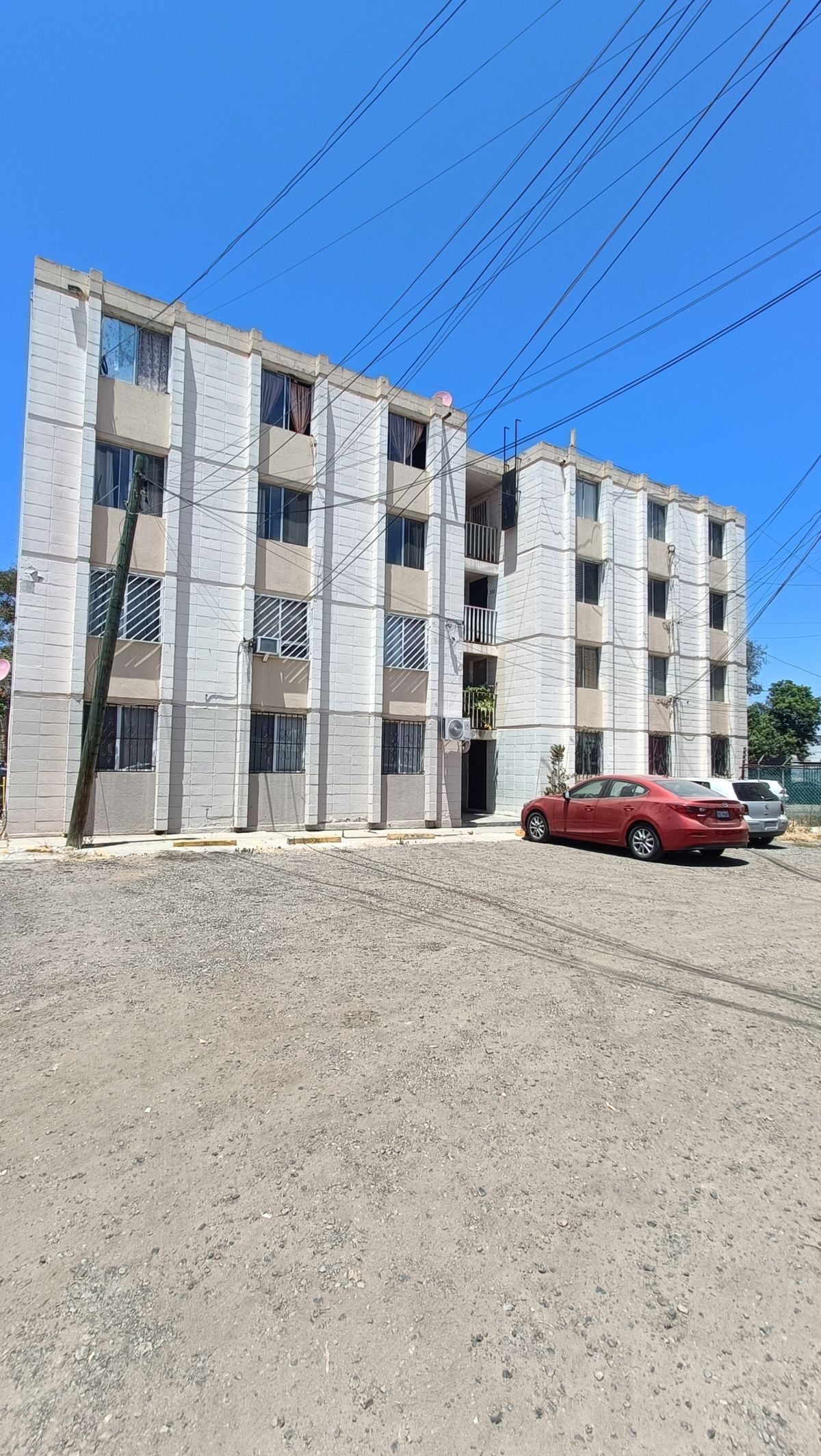 4 de 17