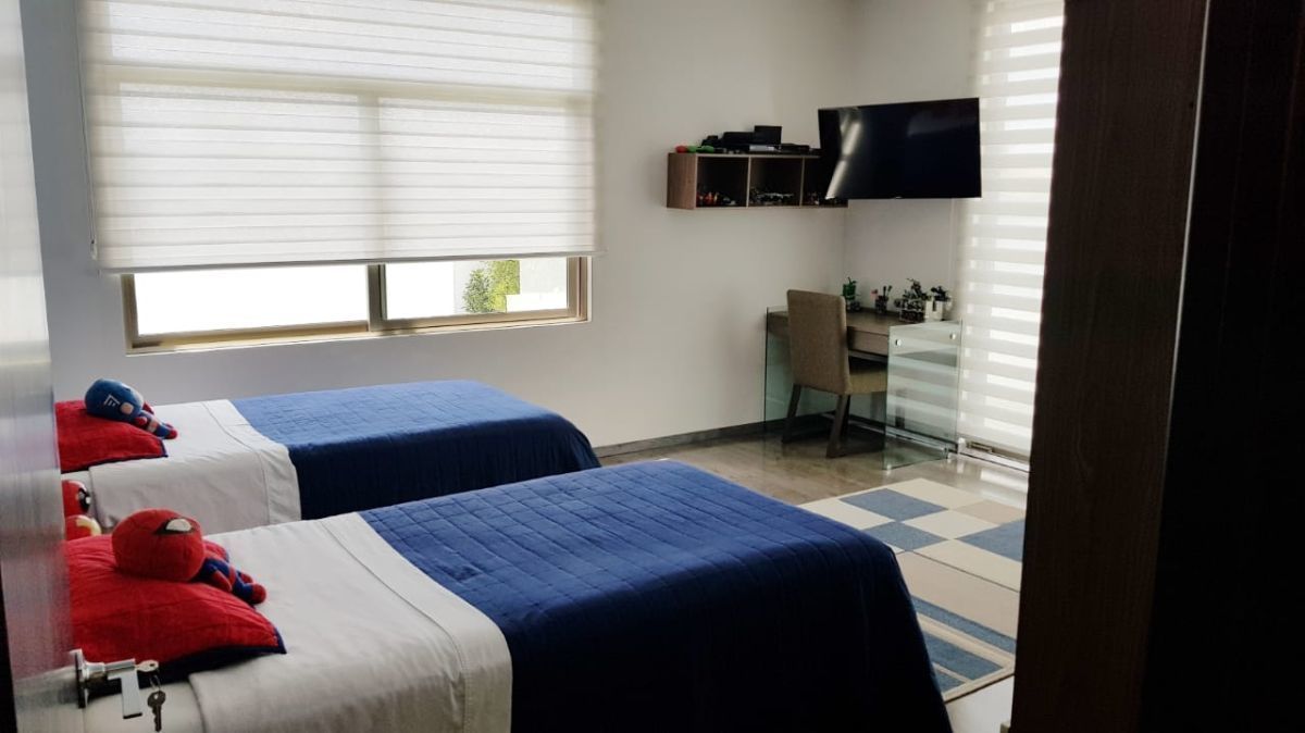 9 de 25: Habitación 2