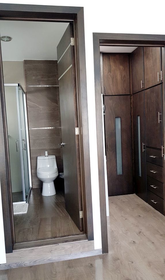 10 de 25: Baño Completo 