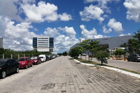 TERRENO EN ALTABRISA A ESPALDAS DE HOSPITAL STAR MÉDICA