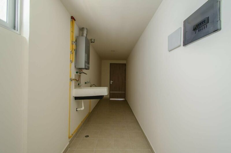 21 de 21: CUARTO DE LAVADO