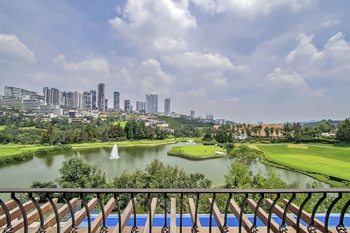 Residencia en venta Isla del Bosque en Bosque Real Huixquilucan Estado