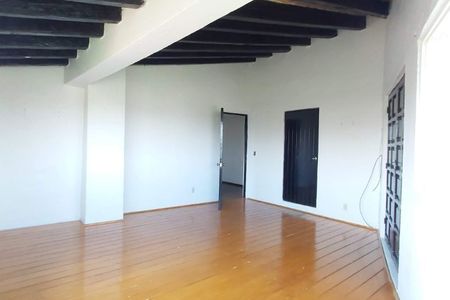 Renta de Casa Estilo Colonial en Lomas de Tecamachalco