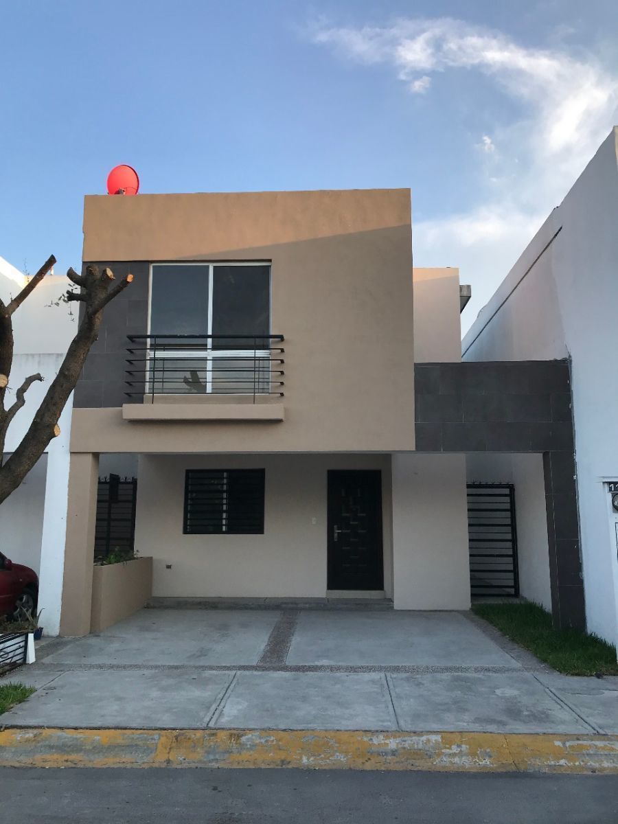 CASA EN VENTA EN BONATERRA APODACA . | EasyBroker