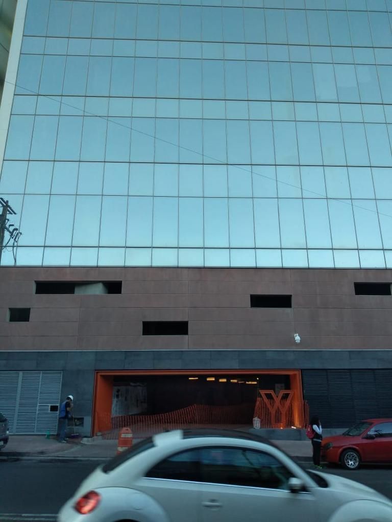 3 de 16