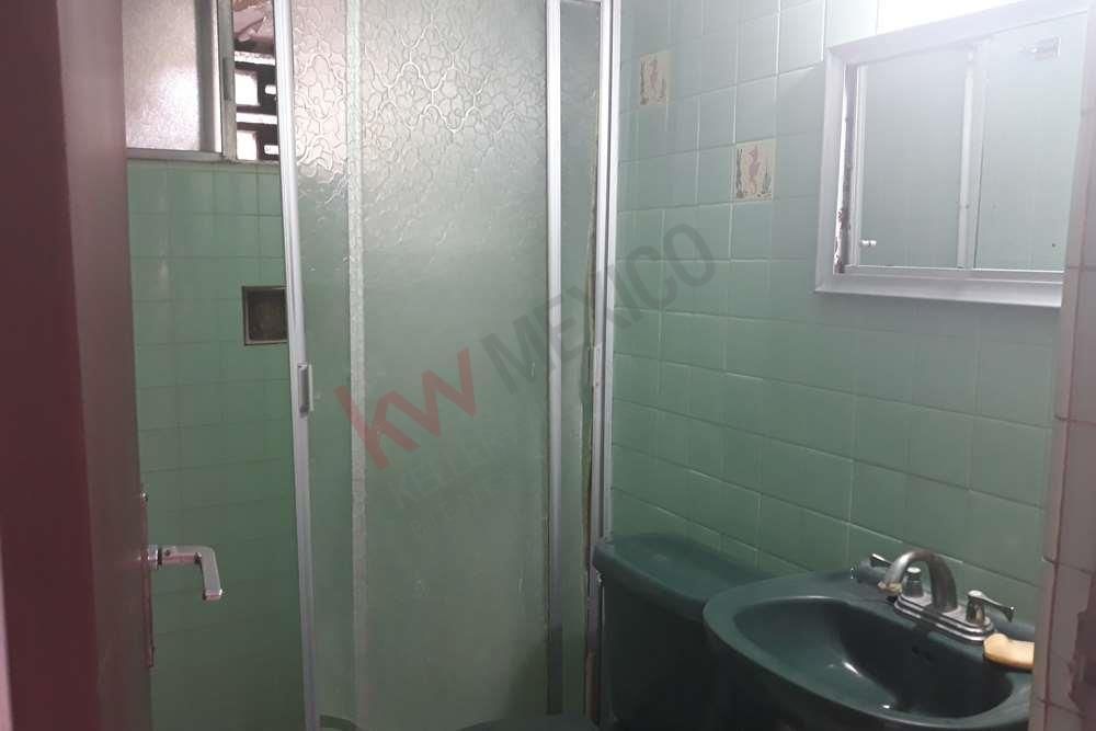 9 de 26: Baño completo