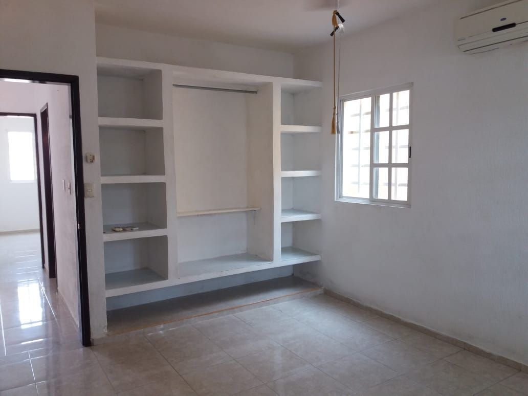 5 de 16: CLOSET DE MATERIAL HABITACION FRONTAL